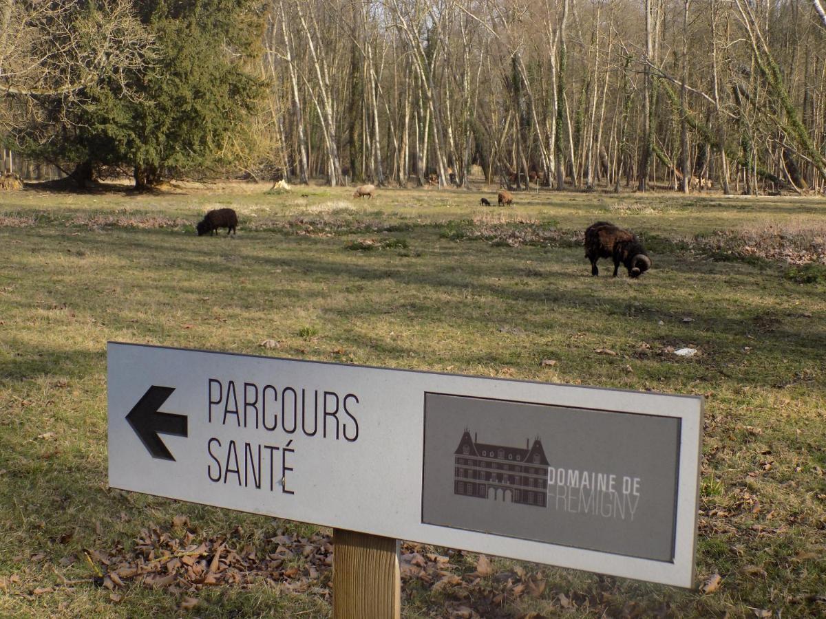 Domaine De Fremigny Hotel Bouray-sur-Juine Екстериор снимка