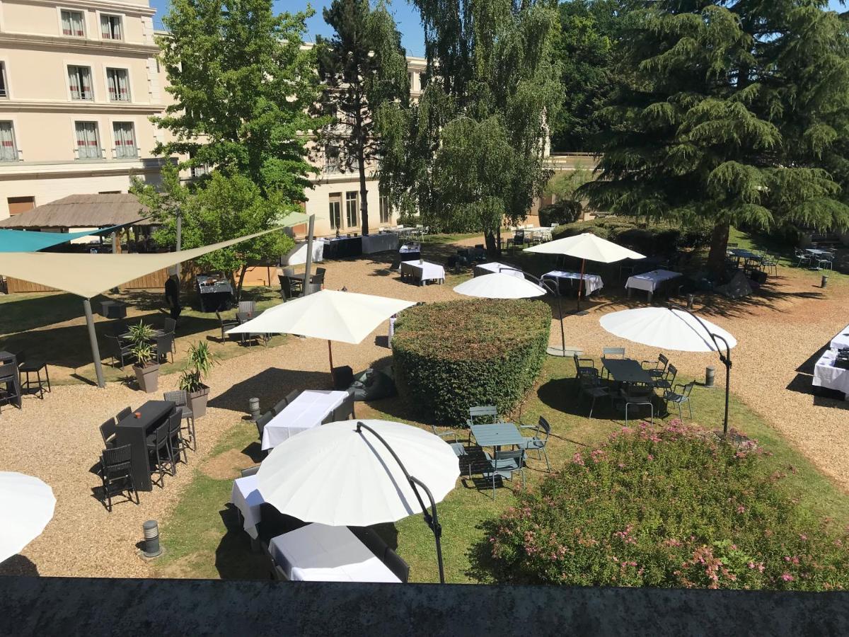 Domaine De Fremigny Hotel Bouray-sur-Juine Екстериор снимка